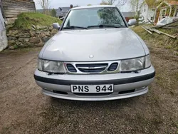 Grå Begagnad 2000 Saab 9-3 Halvkombi | 17 500 kr (Marknadspris)