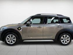 Grå Begagnad 2018 Mini Cooper Countryman Salt SUV | 229 900 kr (Marknadspris)