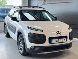 Vit Begagnad 2015 Citroën C4 Cactus PureTech Halvkombi | 59 900 kr (Dyr)