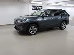 Mörkgrå Begagnad 2020 Toyota RAV4 Hybrid Executive SUV | 289 900 kr (Marknadspris)
