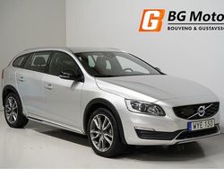 Silver Begagnad 2016 Volvo V60 CC Summum Kombi | 179 500 kr (Lite dyr)