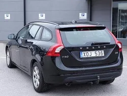 Svart Begagnad 2013 Volvo V60 Kinetic Kombi | 117 000 kr (Marknadspris)