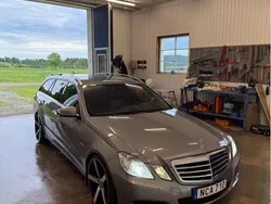Silver Begagnad 2011 Mercedes E250 Kombi | 100 000 kr (Marknadspris)