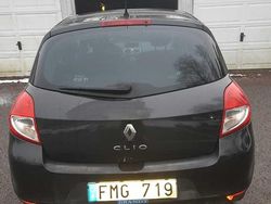 Begagnad 2011 Renault Clio R.S. Halvkombi | 25 000 kr (Marknadspris)
