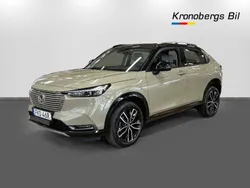 Ljusbrun (sand khaki/svart tak) Begagnad 2023 Honda HR-V Advance SUV | 319 500 kr
