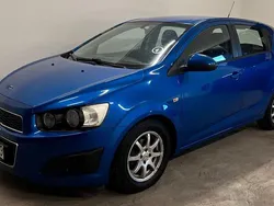 Blå Begagnad 2012 Chevrolet Aveo Halvkombi | 34 500 kr (Marknadspris)