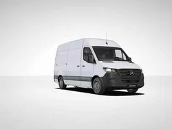 Vit Ny 2025 Mercedes E-Sprinter Van | 795 000 kr (Marknadspris)