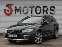 Svart Begagnad 2015 Volvo XC70 Standard Kombi | 165 900 kr (Marknadspris)