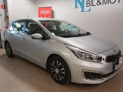 Grå (gråmetallic ) Begagnad 2016 Kia Ceed Halvkombi | 109 900 kr (Marknadspris)