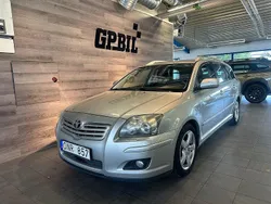 Silver Begagnad 2006 Toyota Avensis Kombi | 29 000 kr (Marknadspris)