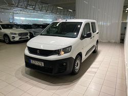 Vit Begagnad 2019 Peugeot Partner Minibuss | 159 500 kr (Marknadspris)