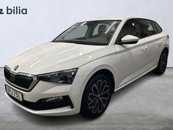 Vit Begagnad 2023 Skoda Scala Style Halvkombi | 227 500 kr (Marknadspris)