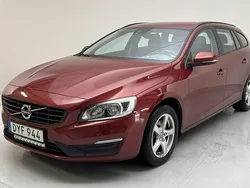 Röd Begagnad 2017 Volvo V60 Business Edition Kombi | 180 000 kr (Marknadspris)
