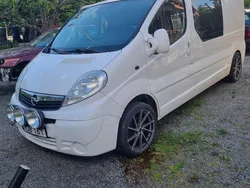 Vit Begagnad 2008 Opel Vivaro Van | 20 000 kr (Marknadspris)