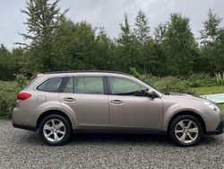 Brun Begagnad 2014 Subaru Outback SUV | 123 000 kr (Lite dyr)