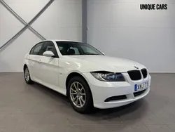 Vit Begagnad 2006 BMW 320 Sedan | 44 900 kr (Marknadspris)