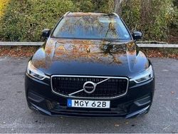 Svart Begagnad 2020 Volvo XC60 Momentum SUV | 325 000 kr (Marknadspris)