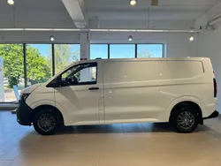 Vit (clear white) Ny 2025 VW T7 Van | 617 813 kr (Superpris)
