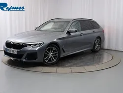 Blå (grå) Begagnad 2020 BMW 520 M Sport Kombi | 379 800 kr (Dyr)