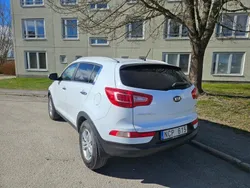 Vit Begagnad 2013 Kia Sportage EX SUV | 69 000 kr (Bra pris)
