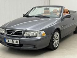 Grå Begagnad 2004 Volvo C70 Cab | 90 000 kr
