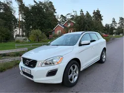 Vit Begagnad 2011 Volvo XC60 R-Design SUV | 110 000 kr (Bra pris)