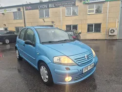 Ljusblå (blå) Begagnad 2003 Citroën C3 Halvkombi | 10 900 kr
