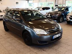 Grå Begagnad 2004 Toyota Corolla Halvkombi | 29 900 kr (Marknadspris)