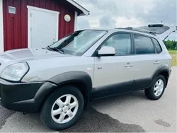 Silver Begagnad 2005 Hyundai Tucson SUV | 36 000 kr (Marknadspris)