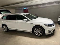 Vit Begagnad 2018 VW Passat GTE Kombi | 189 000 kr (Marknadspris)