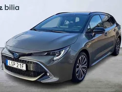 Grön Begagnad 2020 Toyota Corolla Executive Kombi | 269 900 kr (Marknadspris)