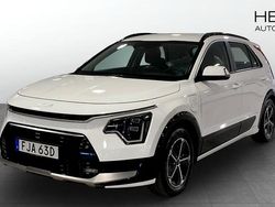 Vit (white) Begagnad 2024 Kia Niro SUV | 349 900 kr (Marknadspris)