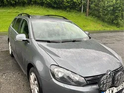 Grå Begagnad 2011 VW Golf Kombi | 65 000 kr (Marknadspris)