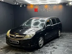 Svart Begagnad 2008 Opel Vectra Kombi | 37 500 kr (Marknadspris)