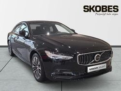 Svart Begagnad 2022 Volvo S90 Momentum Sedan | 339 900 kr (Marknadspris)