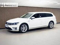Vit Begagnad 2017 VW Passat GTE Kombi | 164 700 kr (Lite dyr)