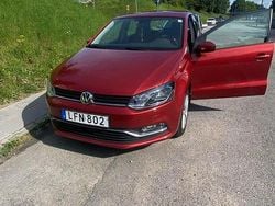 Röd Begagnad 2016 VW Polo Halvkombi | 135 000 kr (Marknadspris)