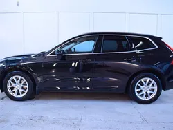 Svart Begagnad 2018 Volvo XC60 SUV | 309 900 kr (Bra pris)