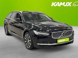Svart Begagnad 2023 Volvo V90 Core Kombi | 414 700 kr (Marknadspris)