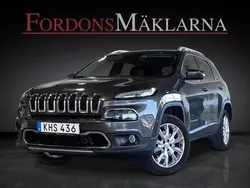 Grå (gråmetallic) Begagnad 2016 Jeep Cherokee Limited SUV | 179 900 kr (Marknadspris)