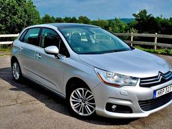 Silver Begagnad 2015 Citroën C4 Halvkombi | 62 000 kr (Marknadspris)