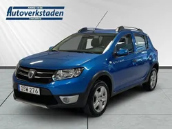 Ljusblå (blå) Begagnad 2015 Dacia Sandero Stepway Halvkombi | 53 900 kr (Superpris)