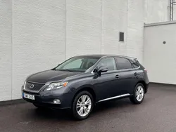 Mörkgrå (gråmetalic ) Begagnad 2010 Lexus RX450h Executive Line SUV | 114 900 kr (Marknadspris)