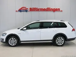 Vit silver Begagnad 2015 VW Golf Alltrack Kombi | 129 900 kr (Superpris)