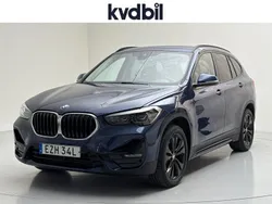 Blå (blå metallic) Begagnad 2021 BMW X1 Sport Line SUV | 289 900 kr (Superpris)