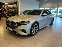 Silver Begagnad 2024 Mercedes E220 Avantgarde Sedan | 598 000 kr (Bra pris)