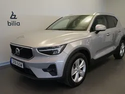 Silver Begagnad 2024 Volvo XC40 Core SUV | 348 500 kr (Bra pris)