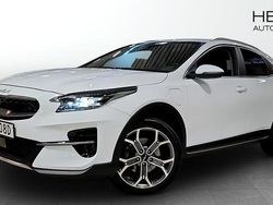 Vit (white) Begagnad 2022 Kia XCeed Advance SUV | 239 900 kr (Marknadspris)