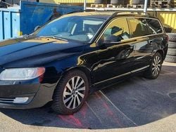 Svart Begagnad 2014 Volvo V70 Momentum Kombi | 29 000 kr