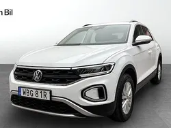Vit (pure white) Begagnad 2022 VW T-Roc Life SUV | 254 900 kr (Marknadspris)